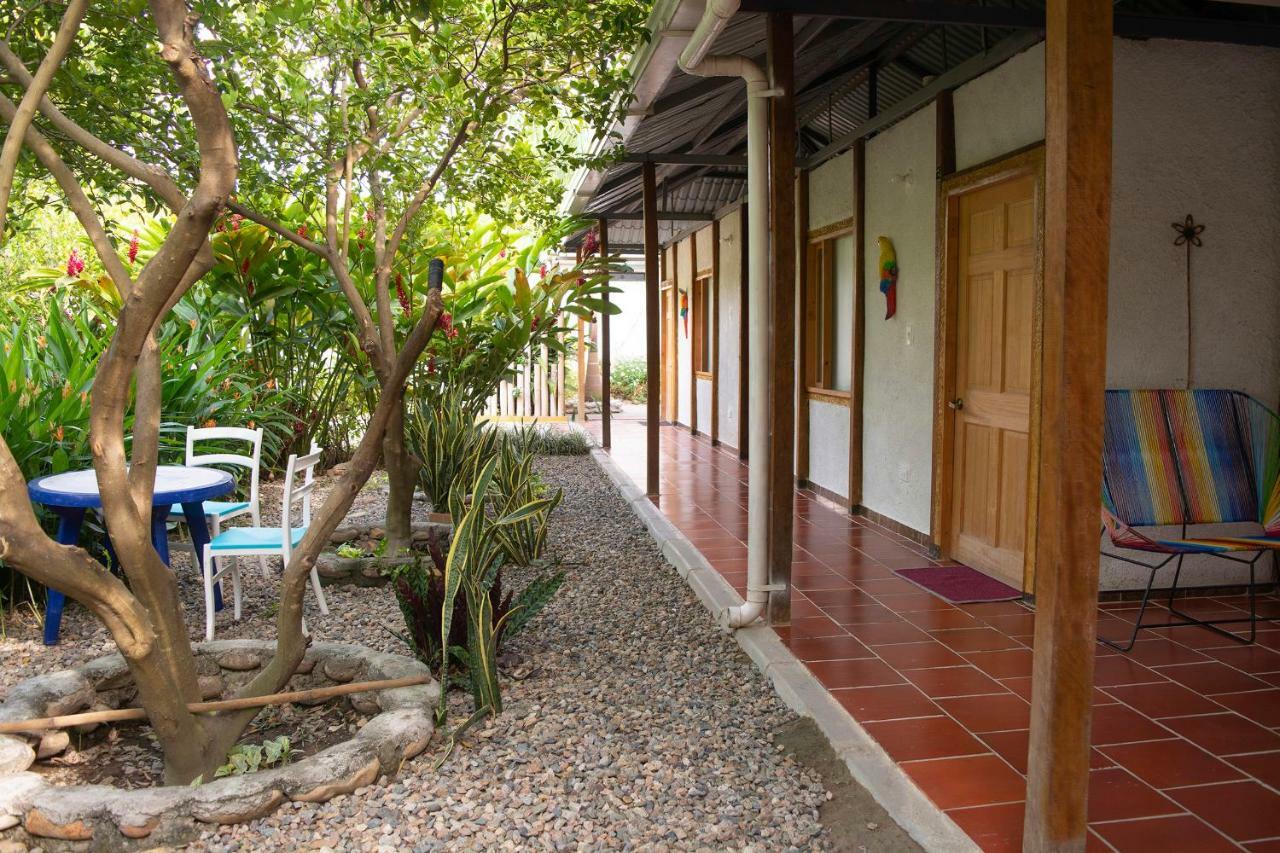 Hostal El Ruby Villavieja Exterior foto